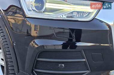 Внедорожник / Кроссовер Audi Q3 2016 в 