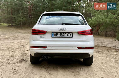 Внедорожник / Кроссовер Audi Q3 2015 в 
