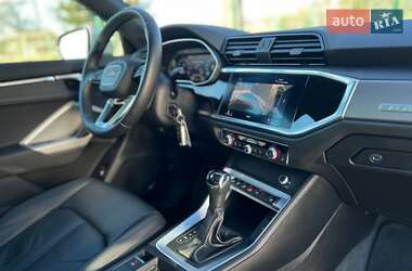 Внедорожник / Кроссовер Audi Q3 2022 в 