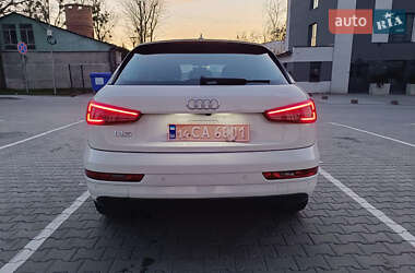 Внедорожник / Кроссовер Audi Q3 2017 в 