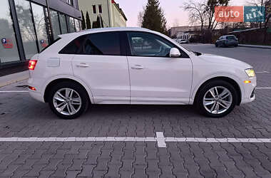 Внедорожник / Кроссовер Audi Q3 2017 в 