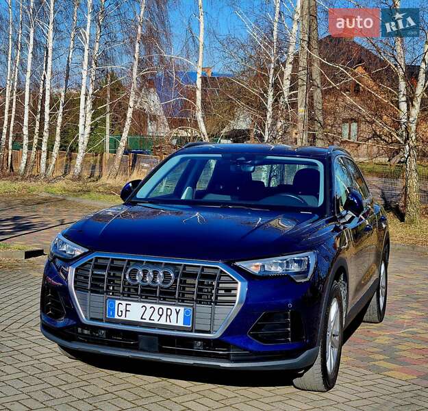 Внедорожник / Кроссовер Audi Q3 2021 в Трускавце