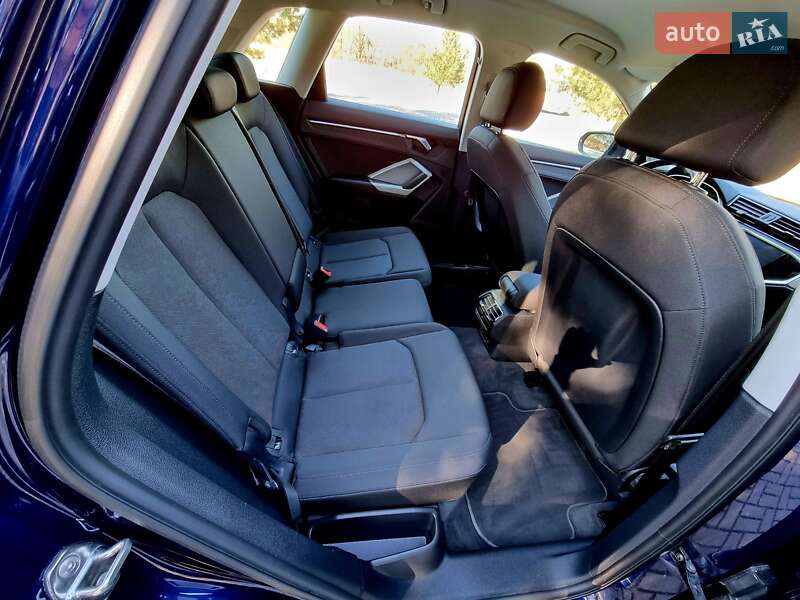 Внедорожник / Кроссовер Audi Q3 2021 в Трускавце