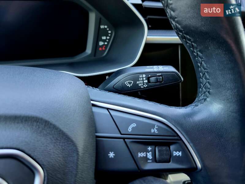 Внедорожник / Кроссовер Audi Q3 2021 в Трускавце