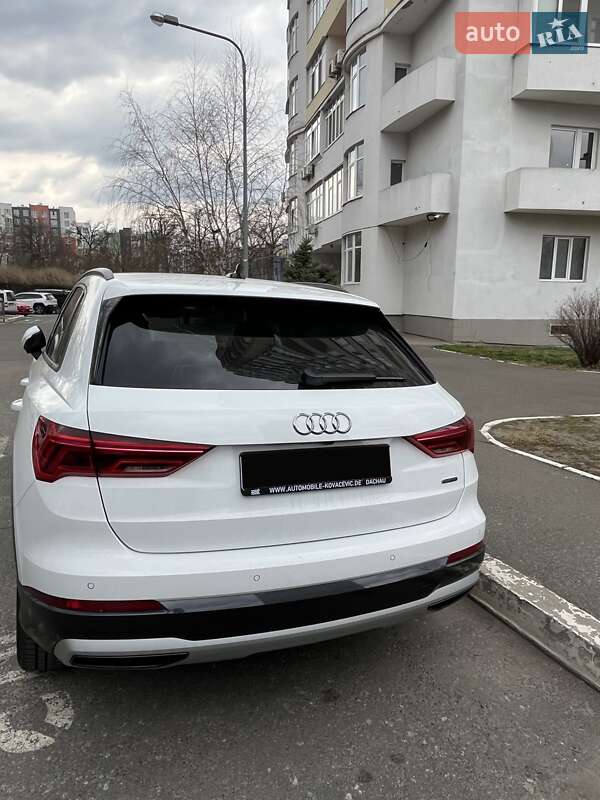 Внедорожник / Кроссовер Audi Q3 2021 в Киеве фото 4 Внедорожник / Кроссовер Audi Q3 2021 в Киеве