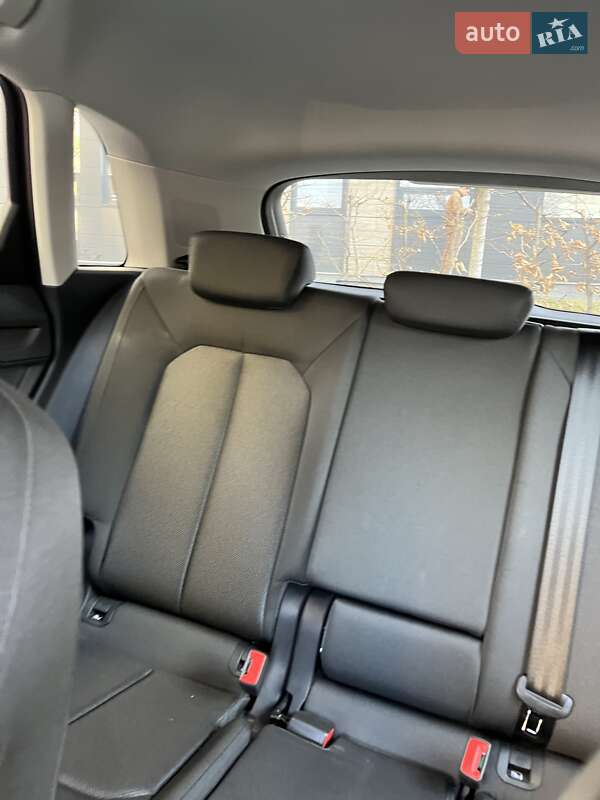 Внедорожник / Кроссовер Audi Q3 2021 в Киеве фото 14 Внедорожник / Кроссовер Audi Q3 2021 в Киеве