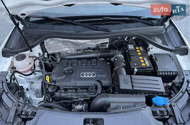 Внедорожник / Кроссовер Audi Q3 2018 в 