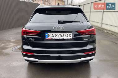 Внедорожник / Кроссовер Audi Q3 2021 в 