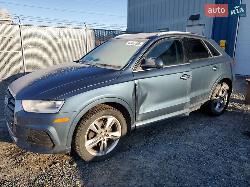 Внедорожник / Кроссовер Audi Q3 2016 в Киеве