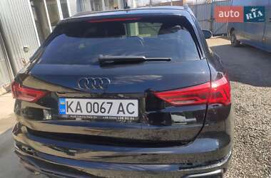 Внедорожник / Кроссовер Audi Q3 2022 в 