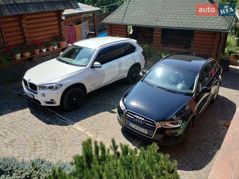 Внедорожник / Кроссовер Audi Q3 2015 в Ужгороде