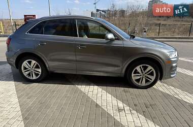 Внедорожник / Кроссовер Audi Q3 2016 в 