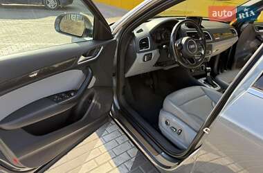 Внедорожник / Кроссовер Audi Q3 2016 в 