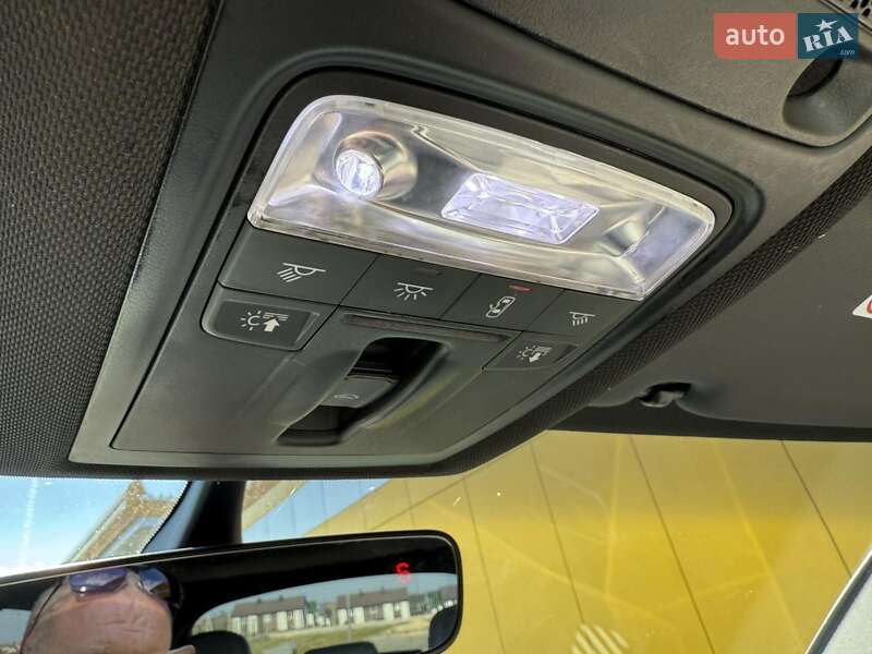 Внедорожник / Кроссовер Audi Q3 2016 в Ровно