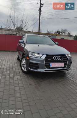 Внедорожник / Кроссовер Audi Q3 2015 в Каменке-Бугской