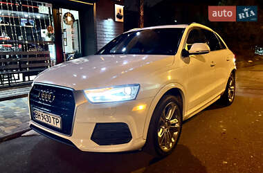 Внедорожник / Кроссовер Audi Q3 2015 в 