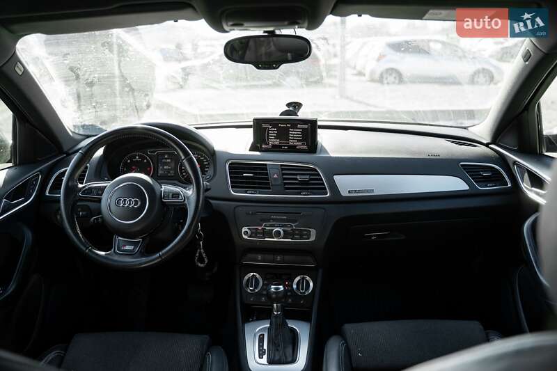 Внедорожник / Кроссовер Audi Q3 2012 в Львове