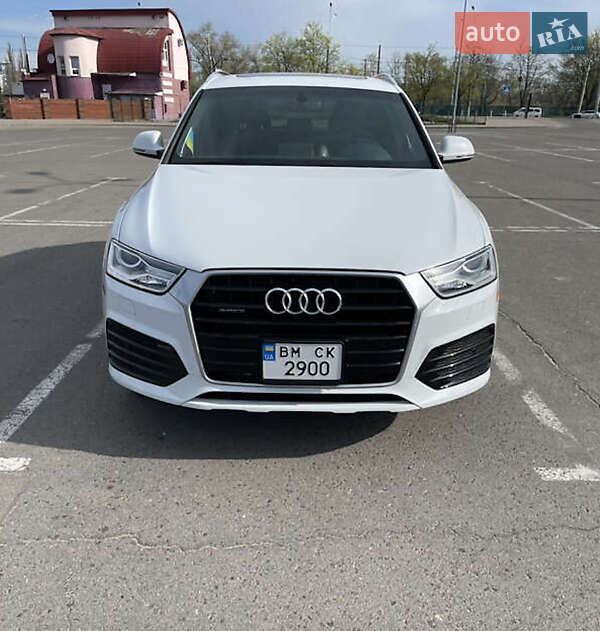 Позашляховик / Кросовер Audi Q3 2017 в Чернівцях