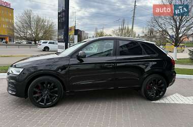 Внедорожник / Кроссовер Audi Q3 2016 в 