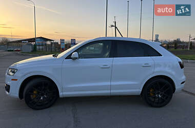Внедорожник / Кроссовер Audi Q3 2015 в 