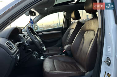 Внедорожник / Кроссовер Audi Q3 2015 в 