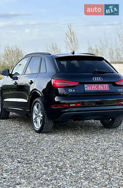 Позашляховик / Кросовер Audi Q3 2016 в 