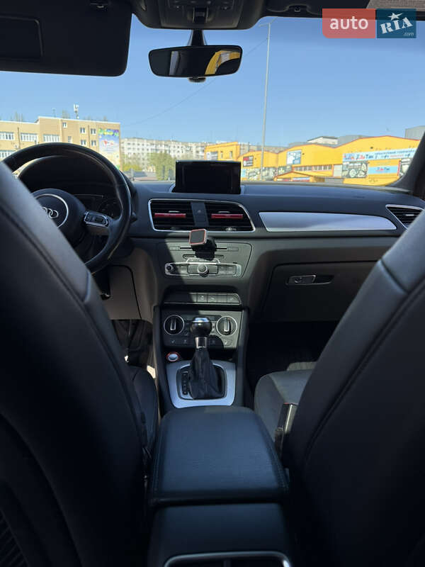 Внедорожник / Кроссовер Audi Q3 2018 в Житомире