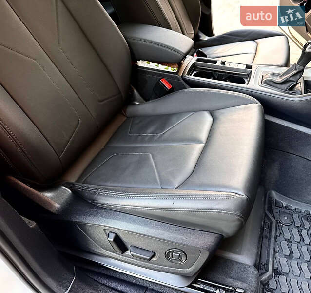 Внедорожник / Кроссовер Audi Q3 2021 в Житомире