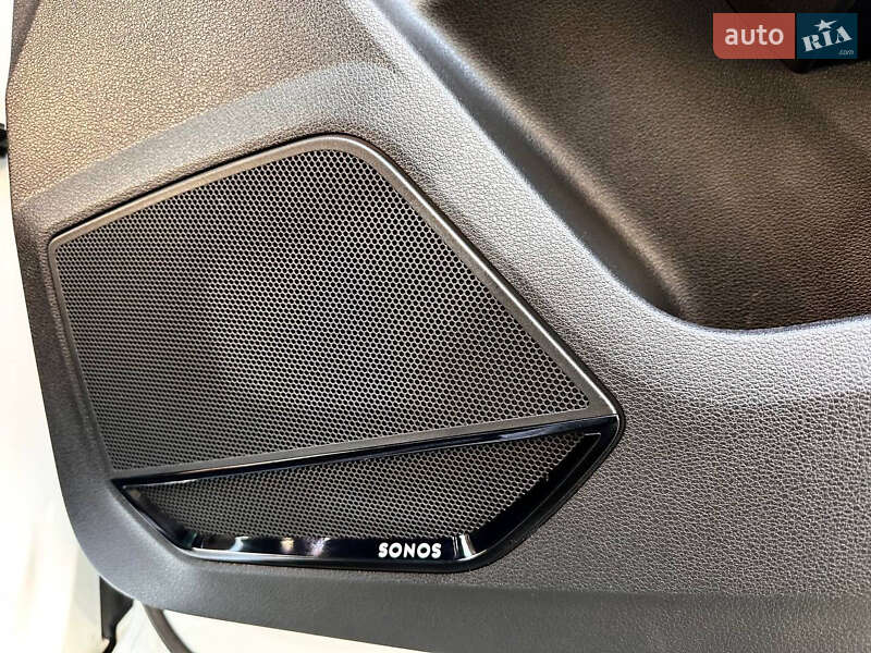 Внедорожник / Кроссовер Audi Q3 2021 в Житомире