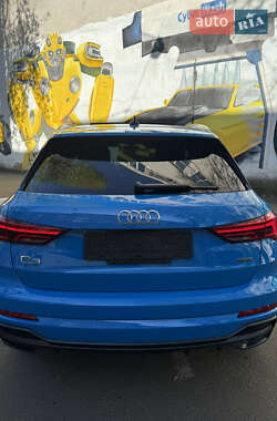 Внедорожник / Кроссовер Audi Q3 2019 в 