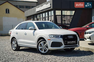 Внедорожник / Кроссовер Audi Q3 2017 в 