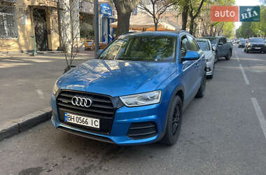 Внедорожник / Кроссовер Audi Q3 2017 в 