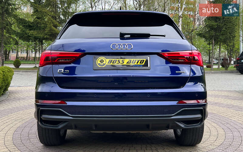 Внедорожник / Кроссовер Audi Q3 2020 в Львове