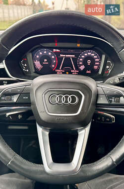 Внедорожник / Кроссовер Audi Q3 2021 в 
