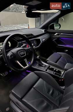 Внедорожник / Кроссовер Audi Q3 2022 в 