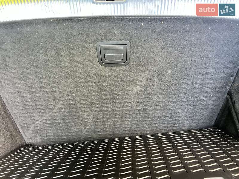 Внедорожник / Кроссовер Audi Q3 2015 в Киеве