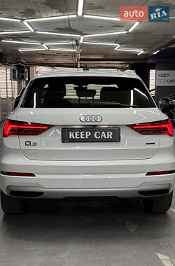 Внедорожник / Кроссовер Audi Q3 2019 в 