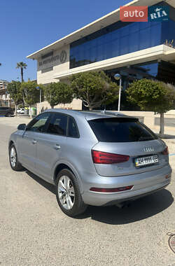 Позашляховик / Кросовер Audi Q3 2018 в 