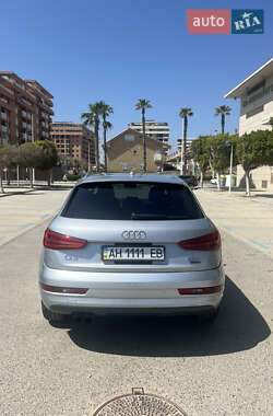 Позашляховик / Кросовер Audi Q3 2018 в 