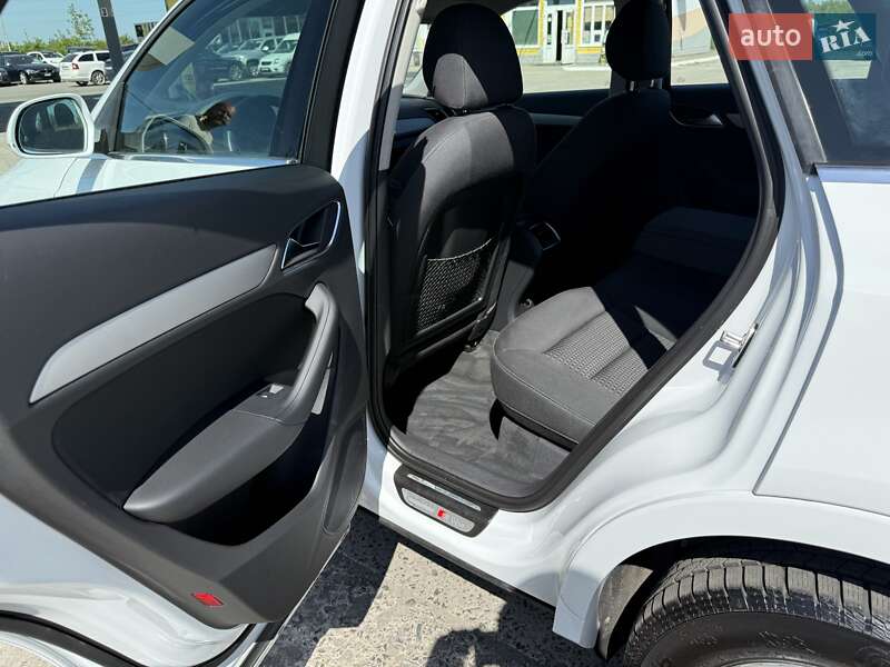 Позашляховик / Кросовер Audi Q3 2014 в Ужгороді фото 38 Позашляховик / Кросовер Audi Q3 2014 в Ужгороді