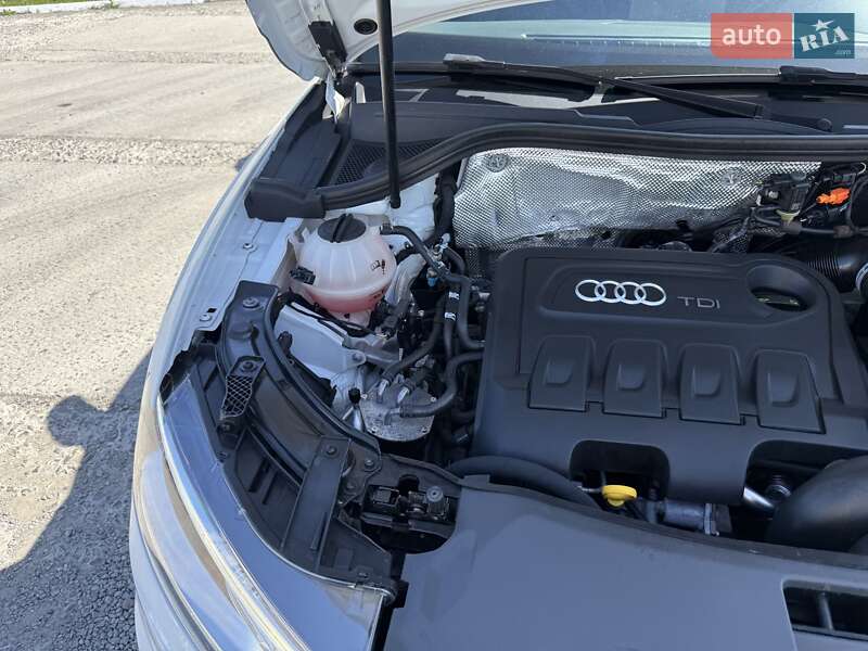 Позашляховик / Кросовер Audi Q3 2014 в Ужгороді фото 55 Позашляховик / Кросовер Audi Q3 2014 в Ужгороді