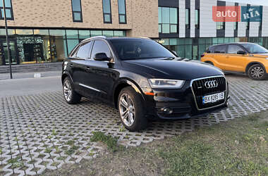 Внедорожник / Кроссовер Audi Q3 2014 в 