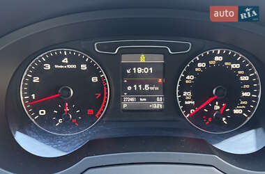 Внедорожник / Кроссовер Audi Q3 2014 в 