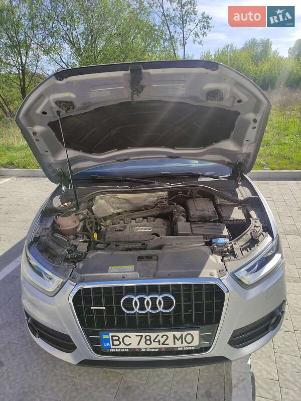 Внедорожник / Кроссовер Audi Q3 2014 в Львове