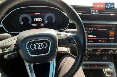 Внедорожник / Кроссовер Audi Q3 2019 в 