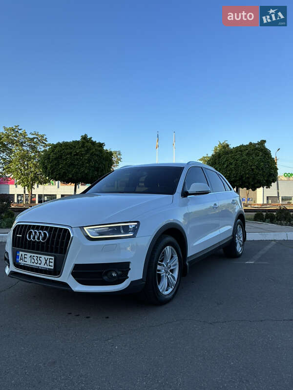 Внедорожник / Кроссовер Audi Q3 2012 в Кривом Роге фото 3 Внедорожник / Кроссовер Audi Q3 2012 в Кривом Роге