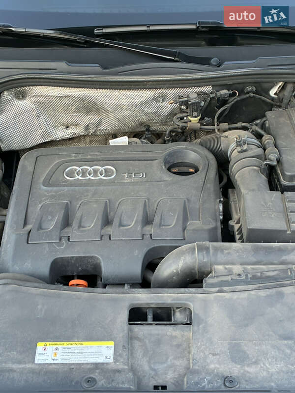 Внедорожник / Кроссовер Audi Q3 2012 в Кривом Роге фото 16 Внедорожник / Кроссовер Audi Q3 2012 в Кривом Роге