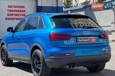 Внедорожник / Кроссовер Audi Q3 2017 в 