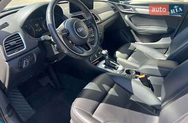 Внедорожник / Кроссовер Audi Q3 2017 в 