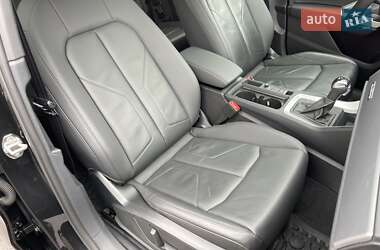 Внедорожник / Кроссовер Audi Q3 2021 в 